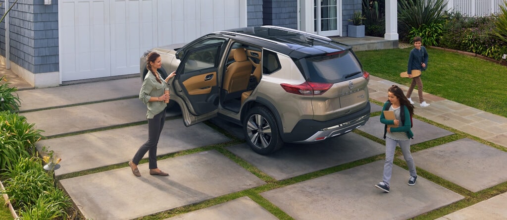 2022 Nissan Rogue Birchwood Nissan